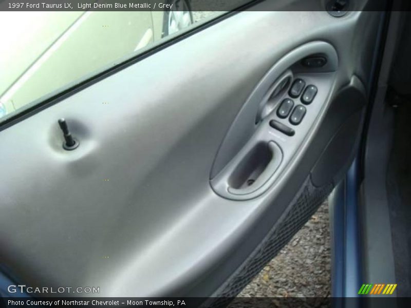 Light Denim Blue Metallic / Grey 1997 Ford Taurus LX
