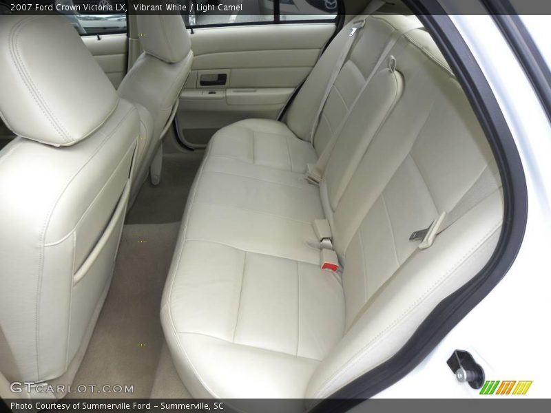 Vibrant White / Light Camel 2007 Ford Crown Victoria LX