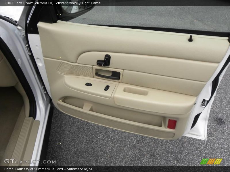 Vibrant White / Light Camel 2007 Ford Crown Victoria LX