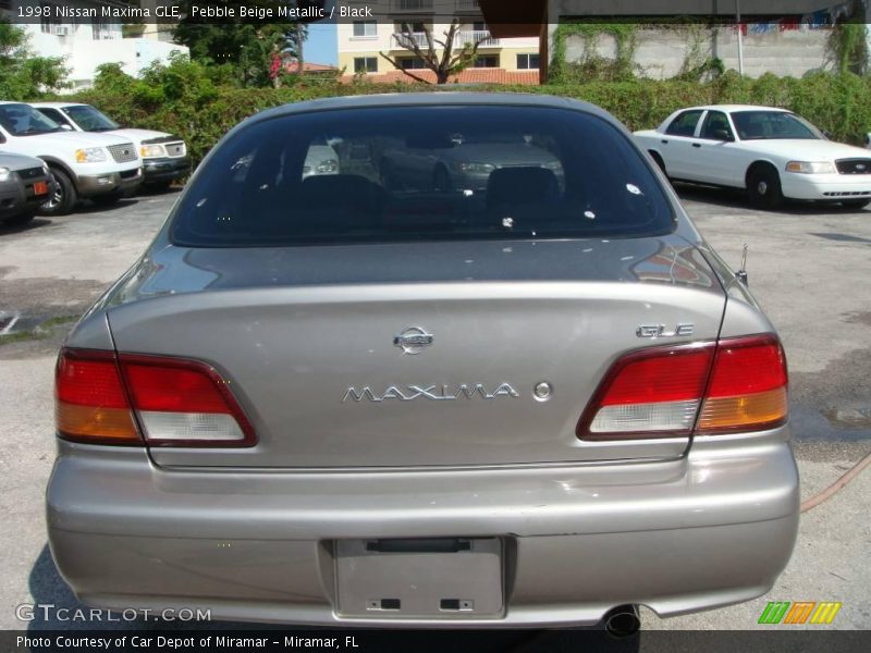 Pebble Beige Metallic / Black 1998 Nissan Maxima GLE