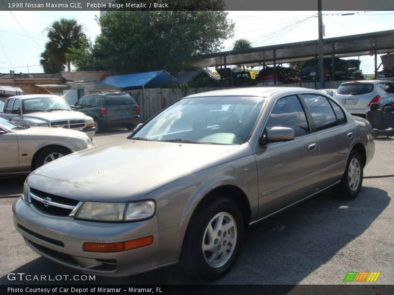 Pebble Beige Metallic / Black 1998 Nissan Maxima GLE