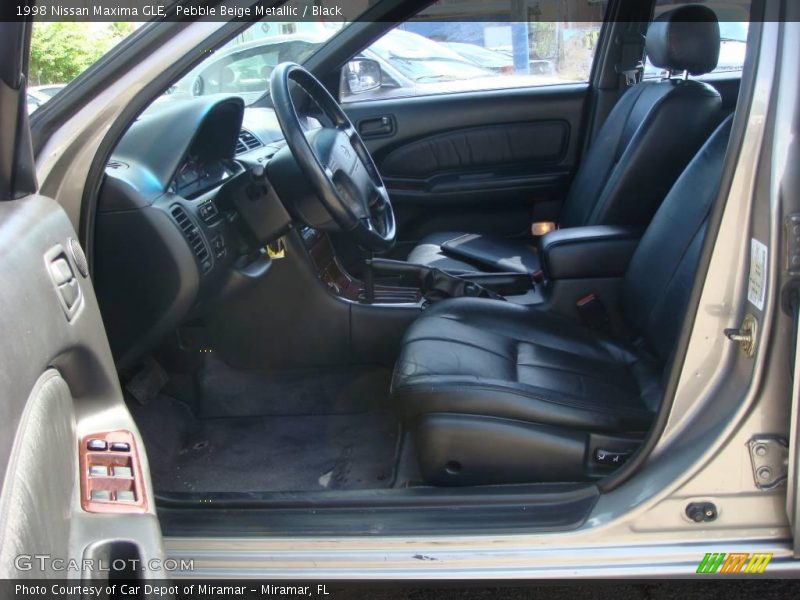 Pebble Beige Metallic / Black 1998 Nissan Maxima GLE