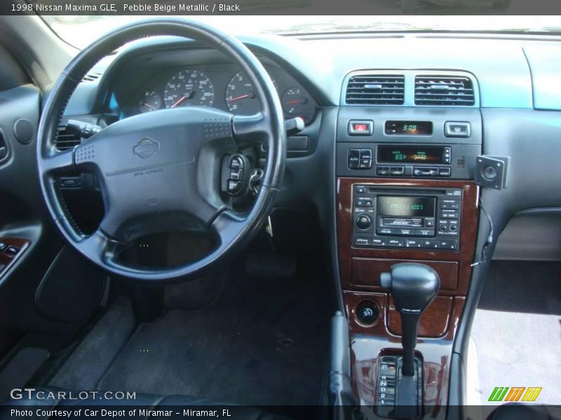 Pebble Beige Metallic / Black 1998 Nissan Maxima GLE