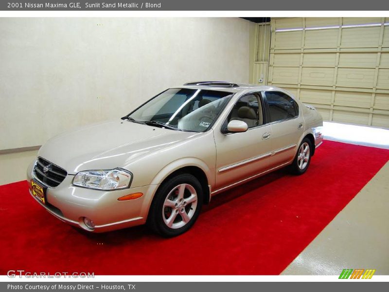 Sunlit Sand Metallic / Blond 2001 Nissan Maxima GLE