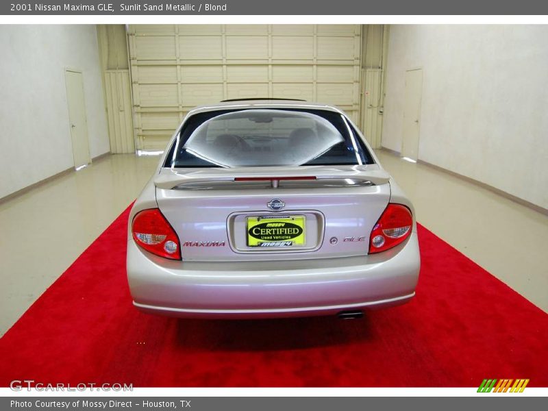 Sunlit Sand Metallic / Blond 2001 Nissan Maxima GLE