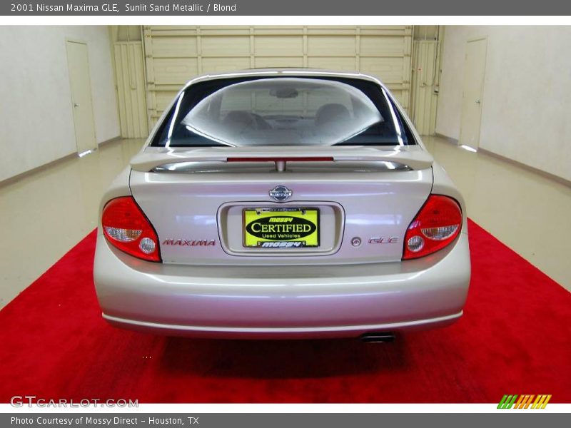 Sunlit Sand Metallic / Blond 2001 Nissan Maxima GLE
