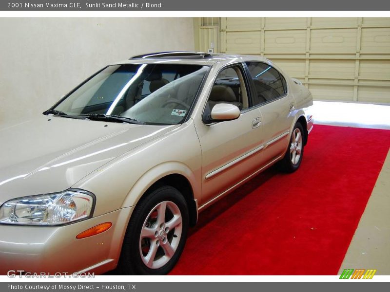 Sunlit Sand Metallic / Blond 2001 Nissan Maxima GLE