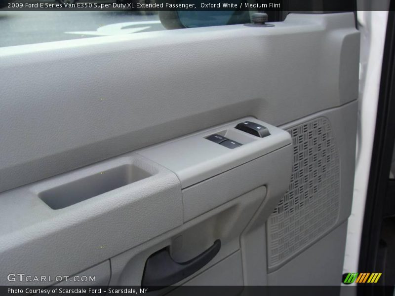 Oxford White / Medium Flint 2009 Ford E Series Van E350 Super Duty XL Extended Passenger
