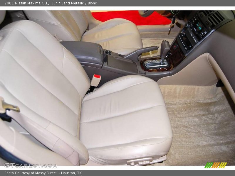 Sunlit Sand Metallic / Blond 2001 Nissan Maxima GLE
