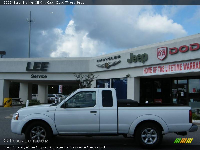 Cloud White / Beige 2002 Nissan Frontier XE King Cab