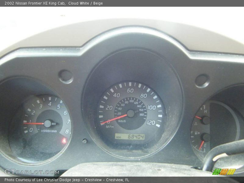 Cloud White / Beige 2002 Nissan Frontier XE King Cab