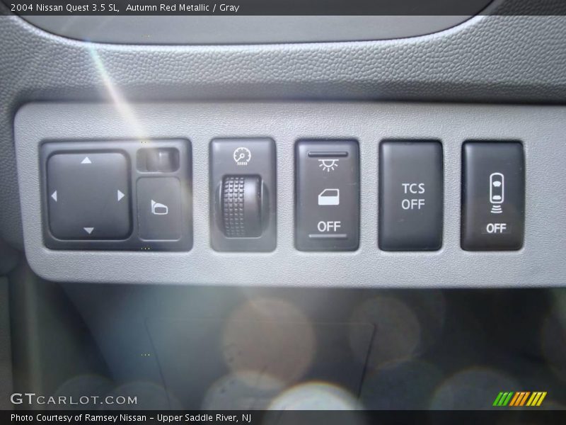 Autumn Red Metallic / Gray 2004 Nissan Quest 3.5 SL