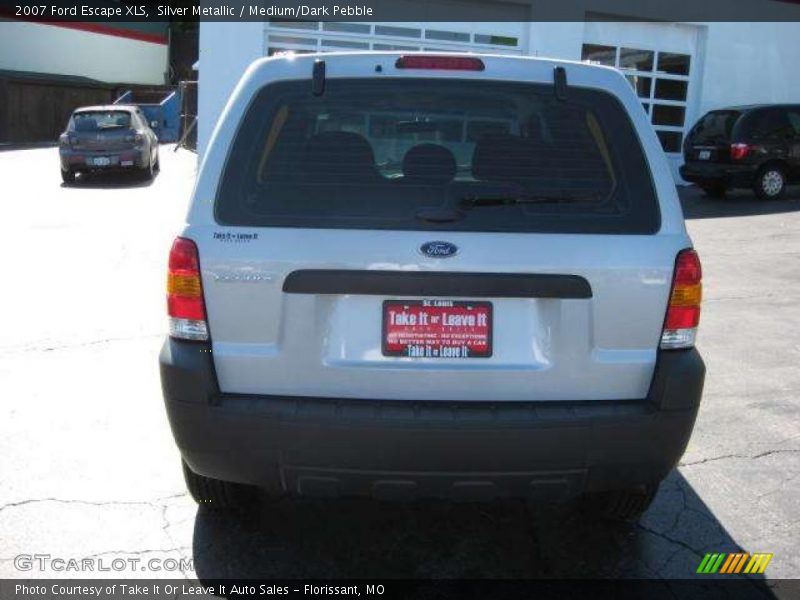 Silver Metallic / Medium/Dark Pebble 2007 Ford Escape XLS