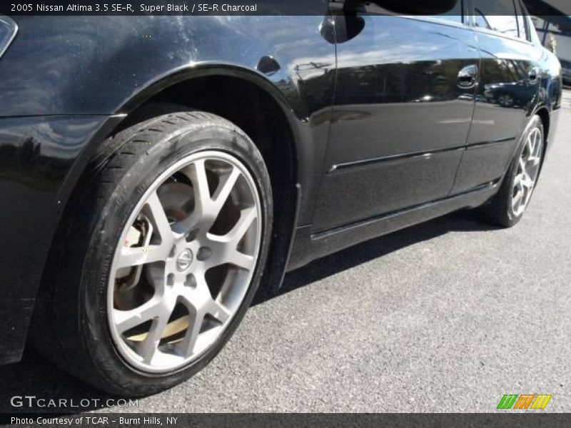 Super Black / SE-R Charcoal 2005 Nissan Altima 3.5 SE-R