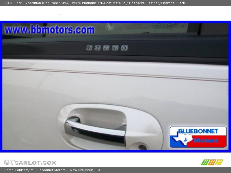 White Platinum Tri-Coat Metallic / Chaparral Leather/Charcoal Black 2010 Ford Expedition King Ranch 4x4
