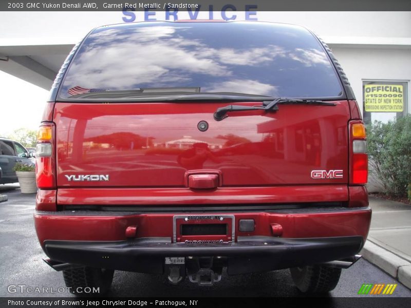 Garnet Red Metallic / Sandstone 2003 GMC Yukon Denali AWD