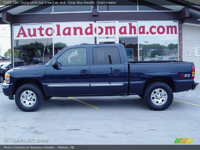 Deep Blue Metallic / Dark Pewter 2005 GMC Sierra 1500 SLE Crew Cab 4x4