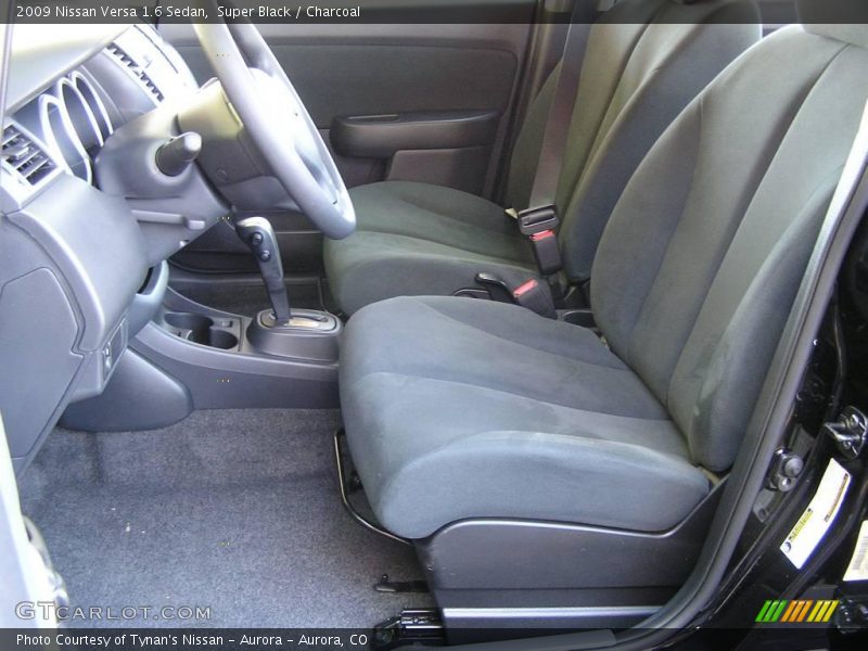 Super Black / Charcoal 2009 Nissan Versa 1.6 Sedan