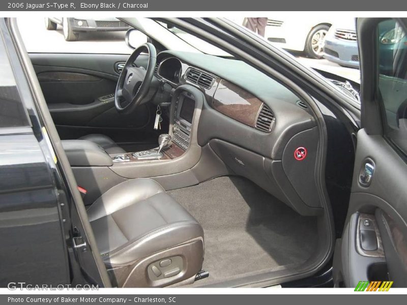 Ebony Black / Charcoal 2006 Jaguar S-Type R