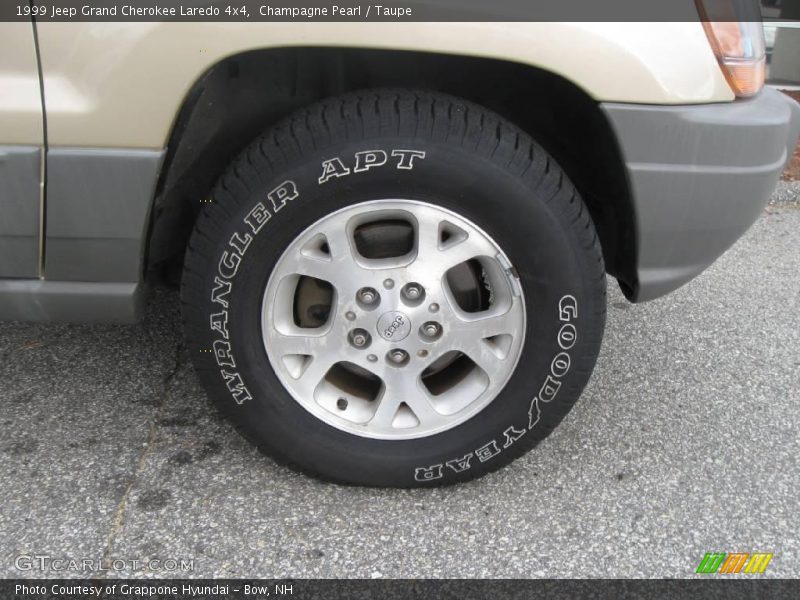Champagne Pearl / Taupe 1999 Jeep Grand Cherokee Laredo 4x4