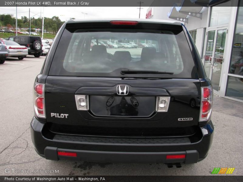 Formal Black / Gray 2007 Honda Pilot LX 4WD