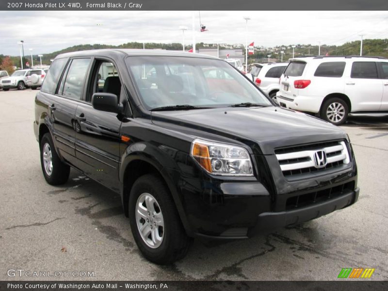 Formal Black / Gray 2007 Honda Pilot LX 4WD