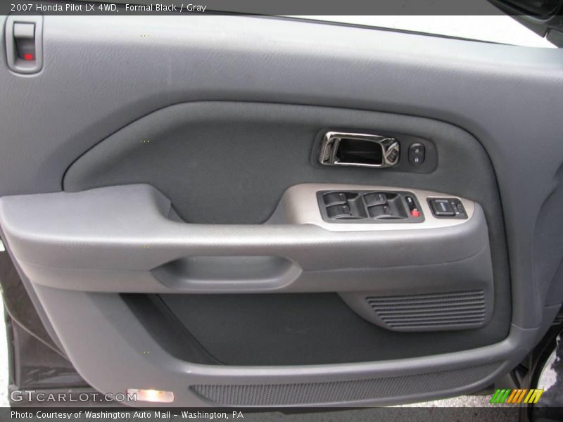 Formal Black / Gray 2007 Honda Pilot LX 4WD