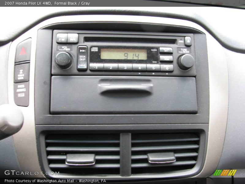 Formal Black / Gray 2007 Honda Pilot LX 4WD