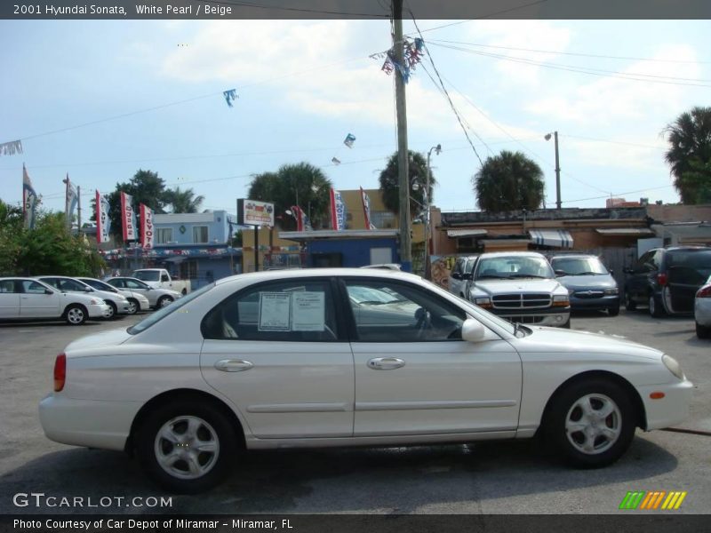 White Pearl / Beige 2001 Hyundai Sonata