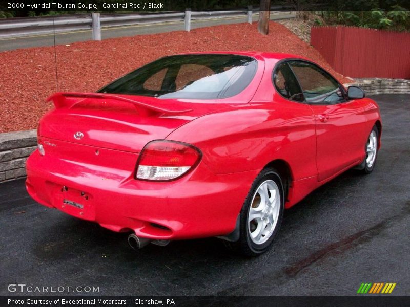 Cardinal Red / Black 2000 Hyundai Tiburon Coupe