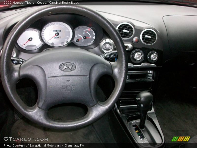 Cardinal Red / Black 2000 Hyundai Tiburon Coupe