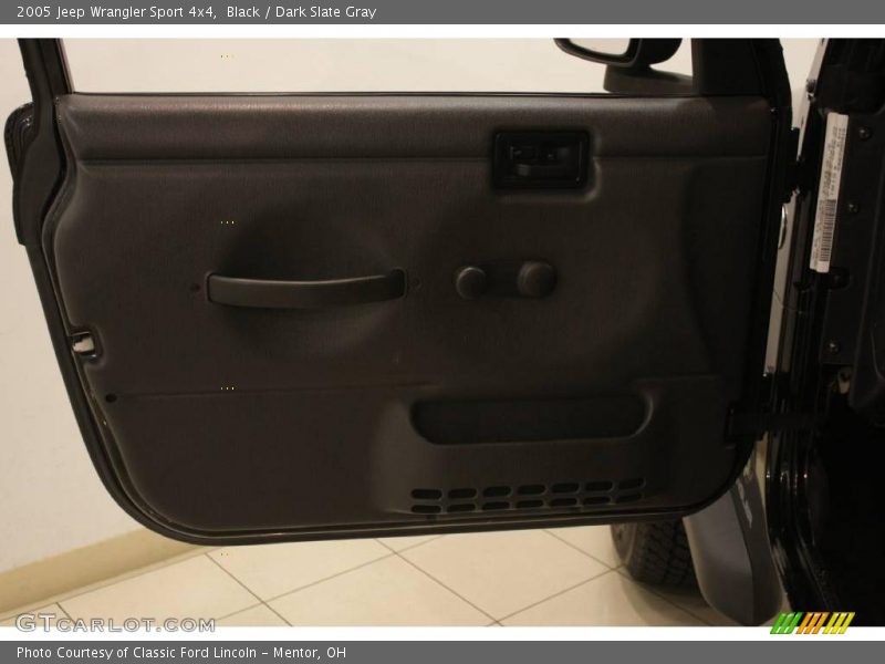 Black / Dark Slate Gray 2005 Jeep Wrangler Sport 4x4
