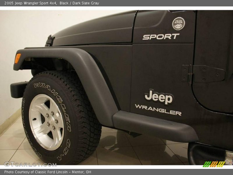 Black / Dark Slate Gray 2005 Jeep Wrangler Sport 4x4