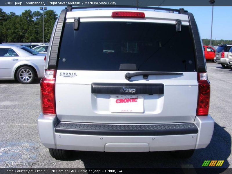 Bright Silver Metallic / Medium Slate Gray 2006 Jeep Commander