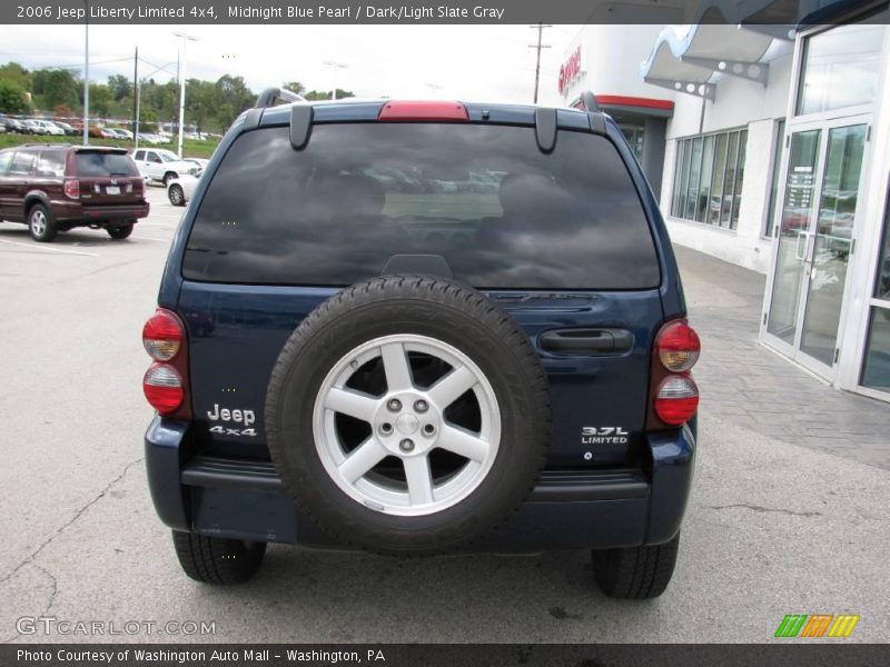 Midnight Blue Pearl / Dark/Light Slate Gray 2006 Jeep Liberty Limited 4x4