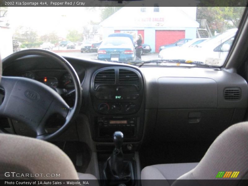 Pepper Red / Gray 2002 Kia Sportage 4x4