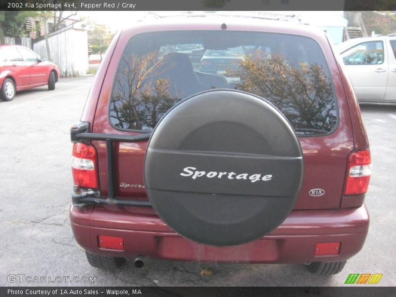 Pepper Red / Gray 2002 Kia Sportage 4x4