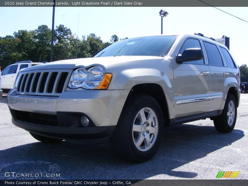 Light Graystone Pearl / Dark Slate Gray 2010 Jeep Grand Cherokee Laredo