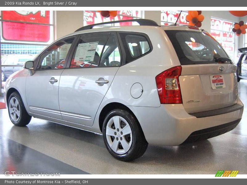 Bright Silver / Gray 2009 Kia Rondo LX