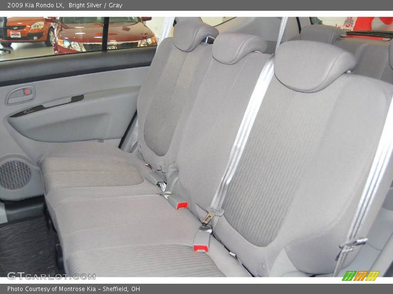 Bright Silver / Gray 2009 Kia Rondo LX