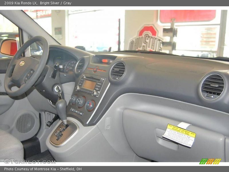 Bright Silver / Gray 2009 Kia Rondo LX
