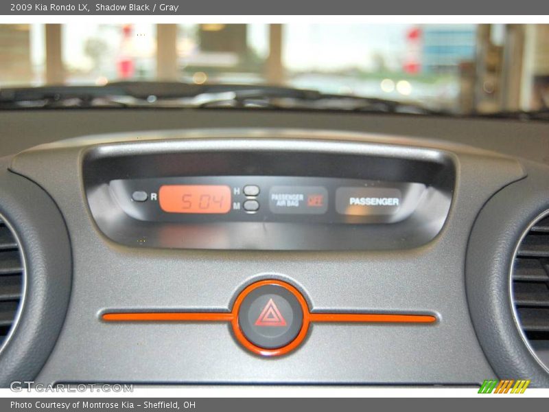 Shadow Black / Gray 2009 Kia Rondo LX