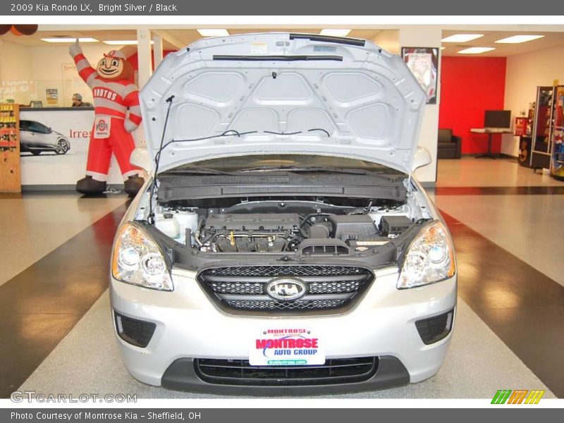 Bright Silver / Black 2009 Kia Rondo LX
