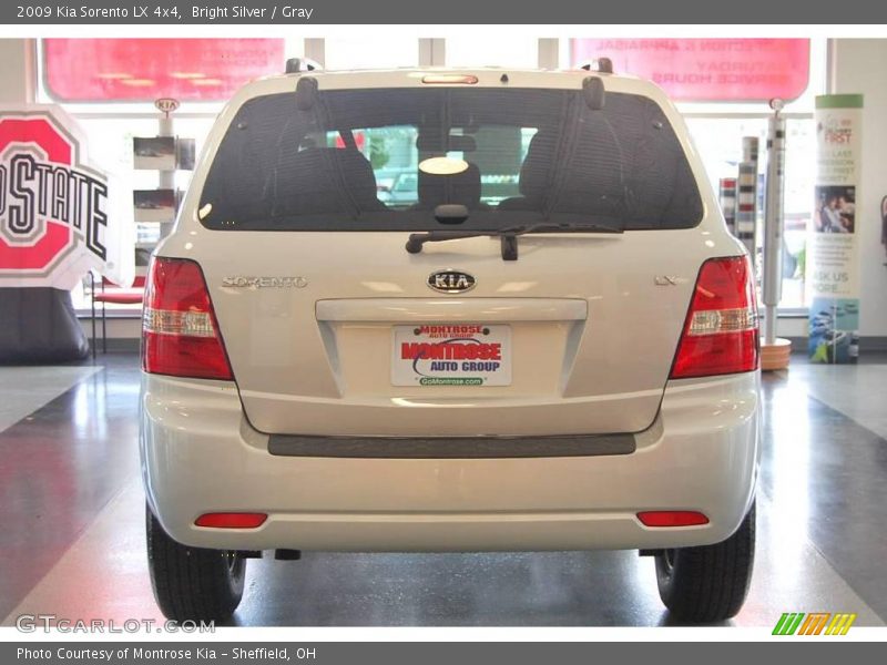 Bright Silver / Gray 2009 Kia Sorento LX 4x4