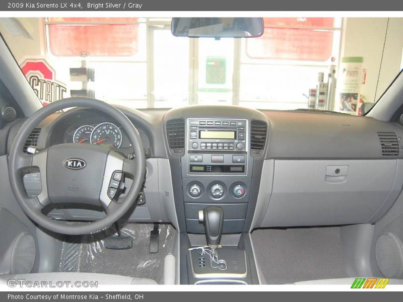 Bright Silver / Gray 2009 Kia Sorento LX 4x4