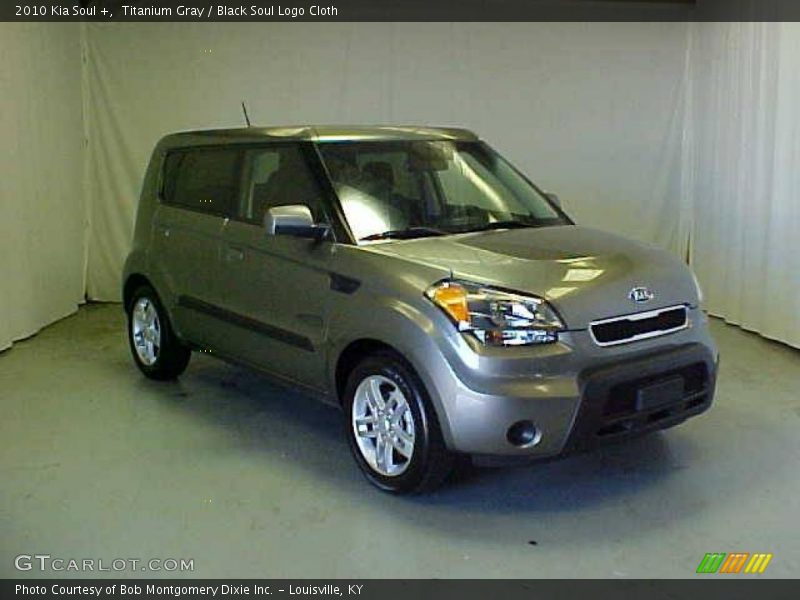 Titanium Gray / Black Soul Logo Cloth 2010 Kia Soul +