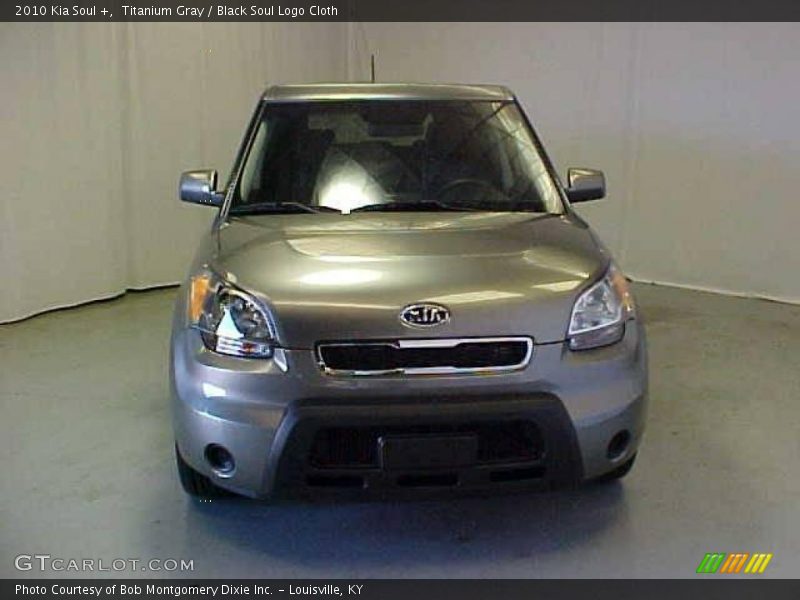 Titanium Gray / Black Soul Logo Cloth 2010 Kia Soul +