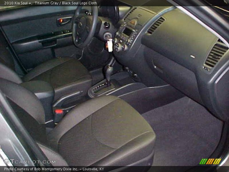 Titanium Gray / Black Soul Logo Cloth 2010 Kia Soul +