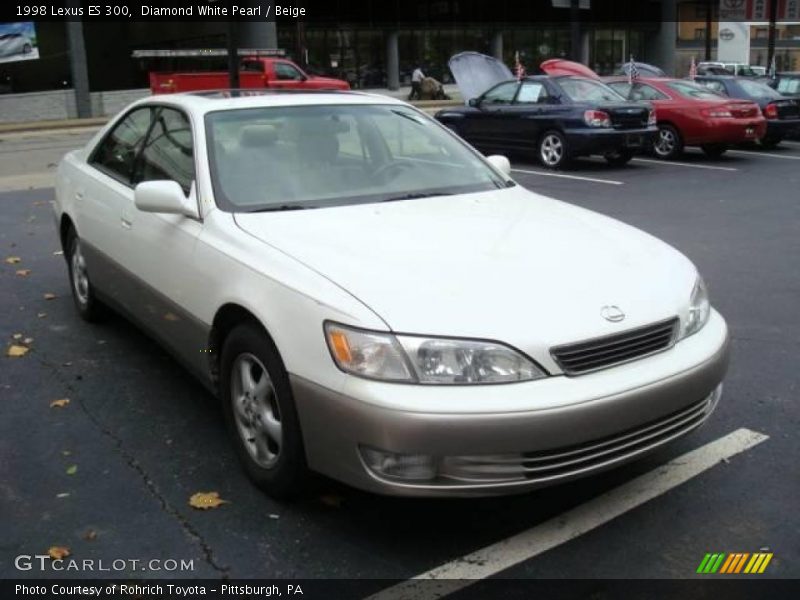 Diamond White Pearl / Beige 1998 Lexus ES 300