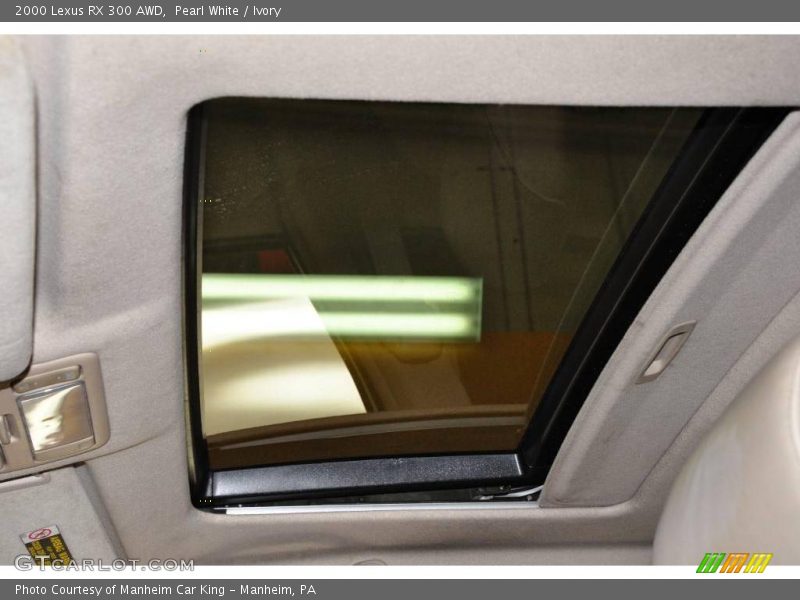 Pearl White / Ivory 2000 Lexus RX 300 AWD